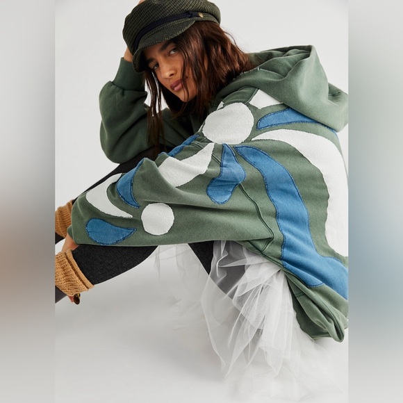 Free People It's a Vibe Hoodie - Picture 4 of 5